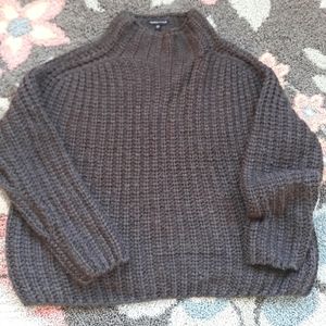 KENDALL & KYLIE MOCK NECK CHUNKY OVERSIZED SWEATER